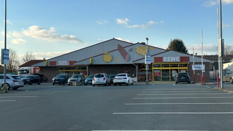 REWE Flurstraße 27 02 2023
