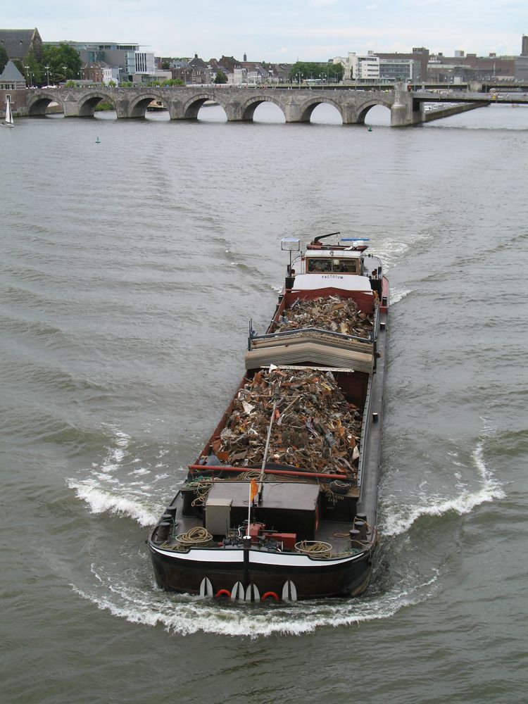 Binnenschip Maastricht