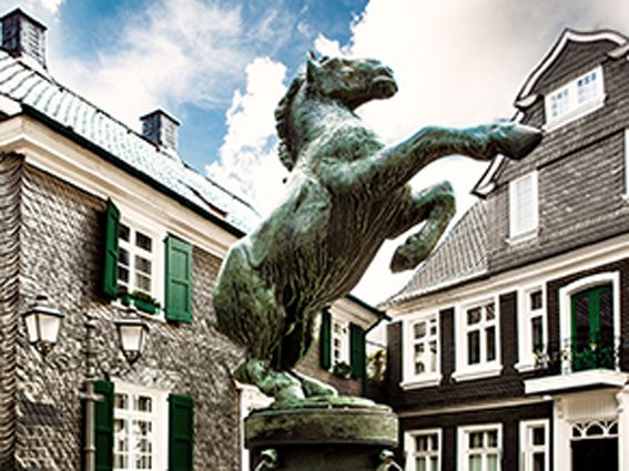 Pferdebrunnen