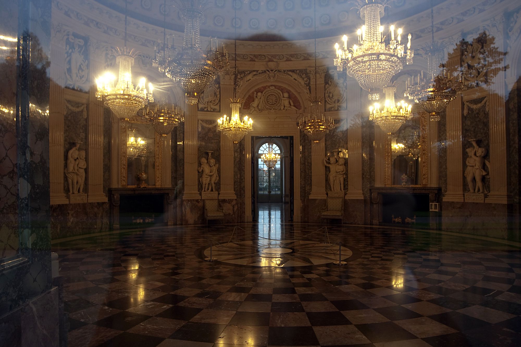Schloss Benrath Grand Salon, Kuppelsaal